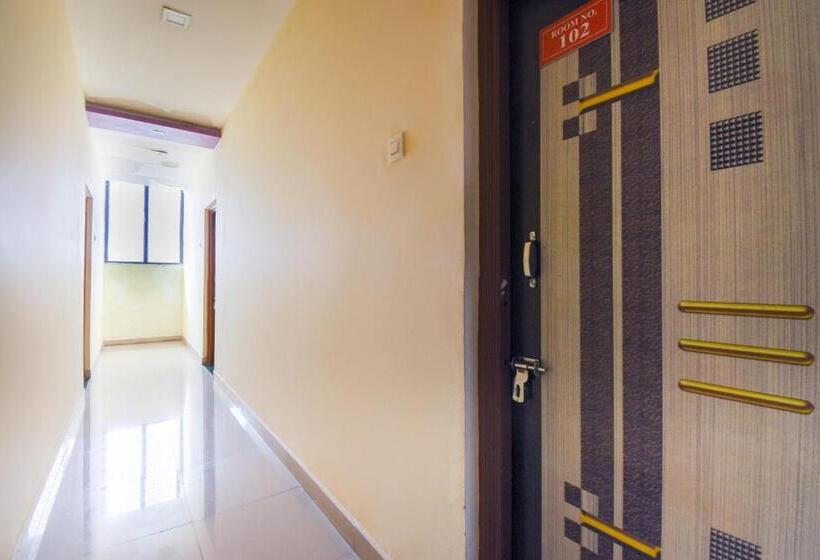 Отель Spot On Kanyaratna And Lodging