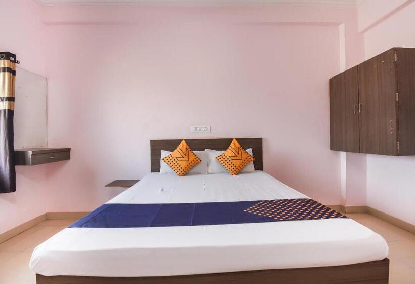 Отель Spot On Kanyaratna And Lodging