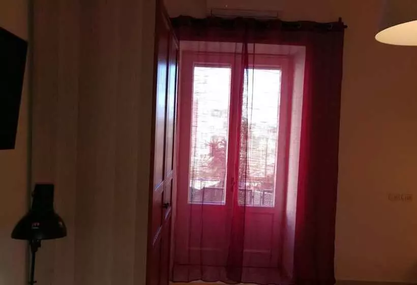 تختخواب و صبحانه Antichi Riverberi In Station