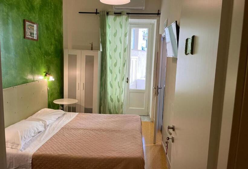 تختخواب و صبحانه Antichi Riverberi In Station