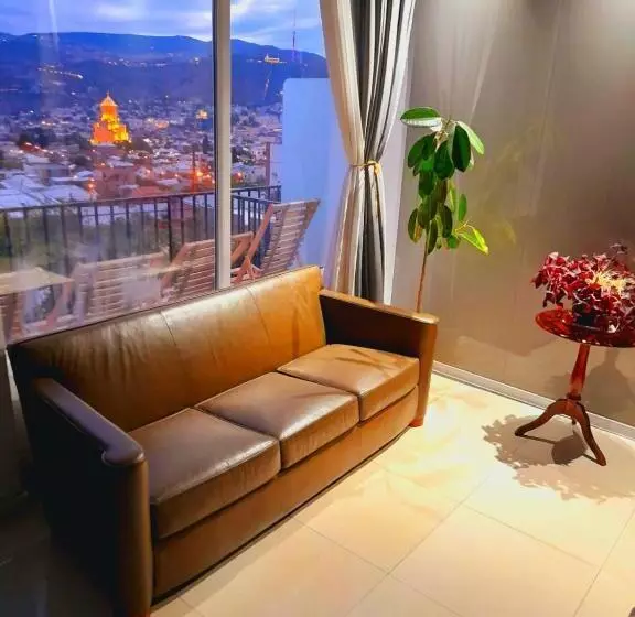 تختخواب و صبحانه Book Wine Tasting In Tbilisi