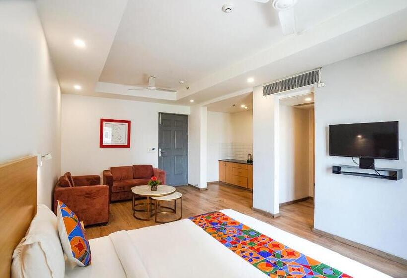 Fabhotel Prime Cloud 9