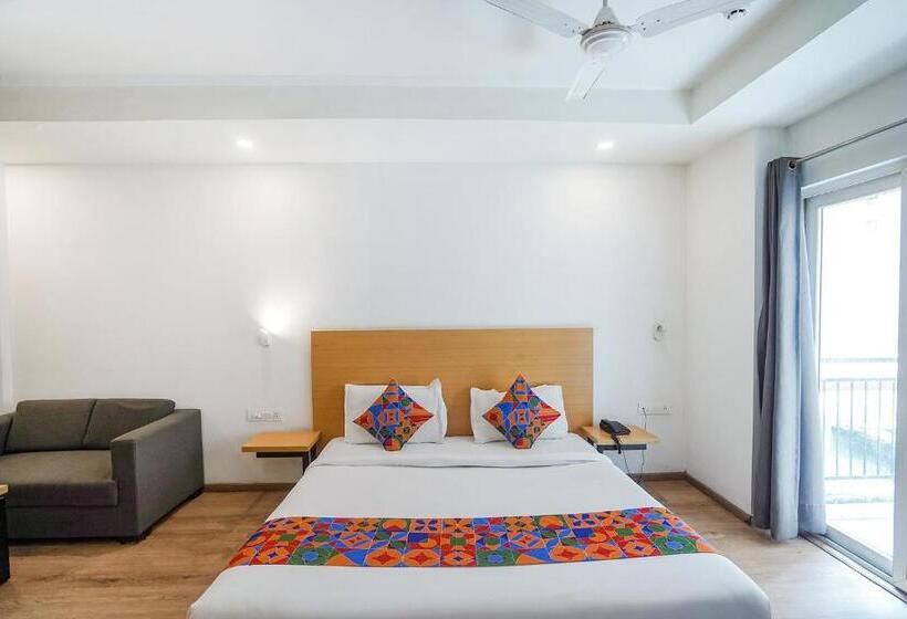 Fabhotel Prime Cloud 9