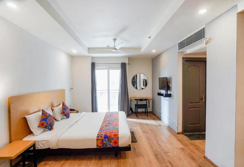 Fabhotel Prime Cloud 9