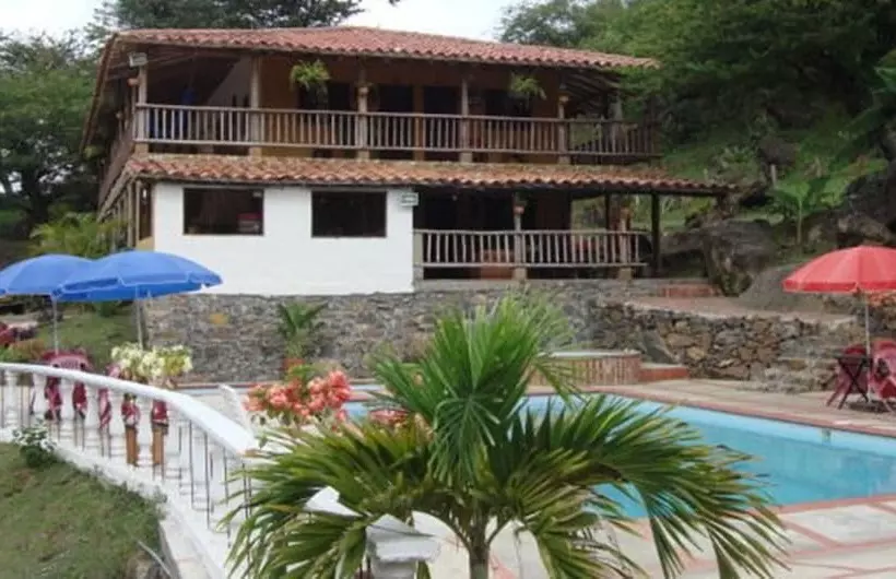 ホテル Campestre Casa Del Conde Monterrey