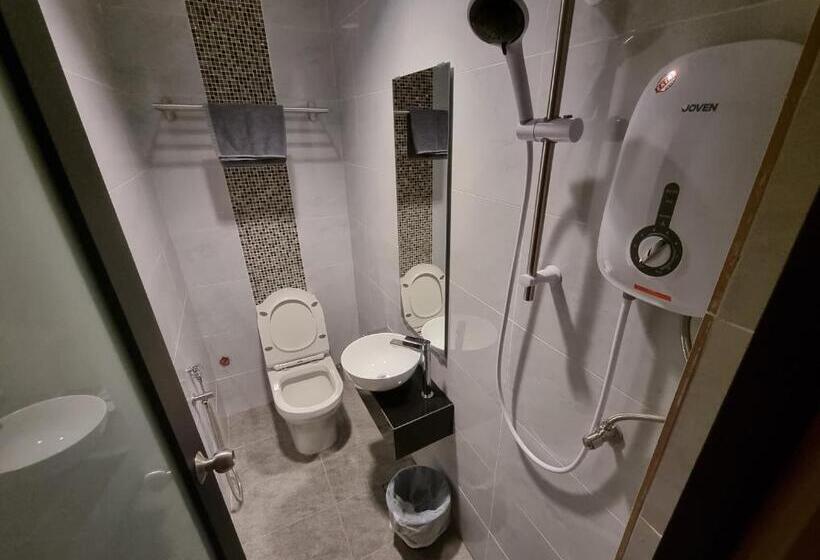 Miico Hotel @ Mount Austin