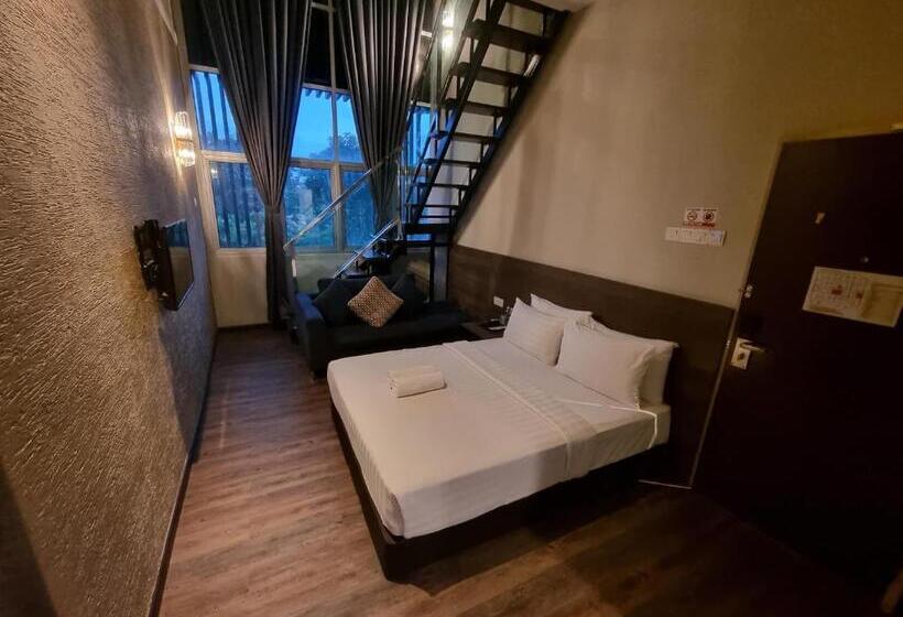 Miico Hotel @ Mount Austin