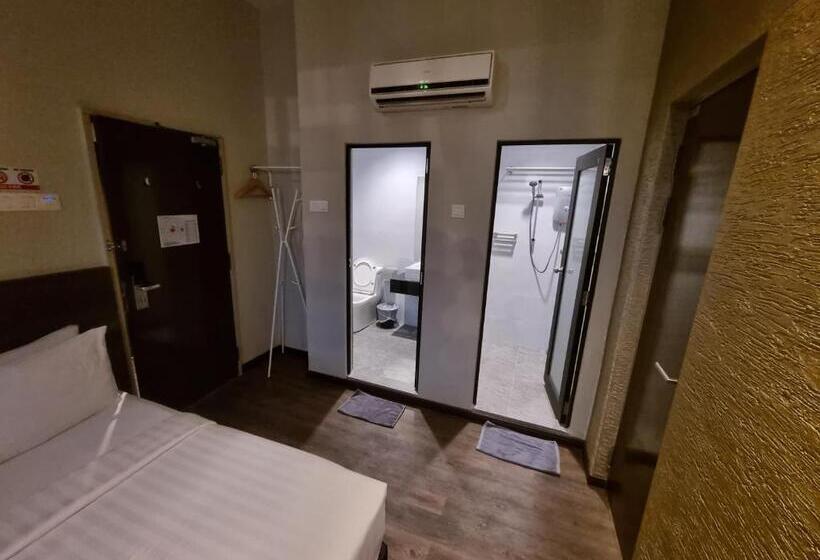 Miico Hotel @ Mount Austin