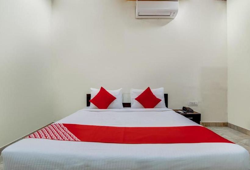 Otel Oyo Flagship 31025 Royal Residency Bata Chowk