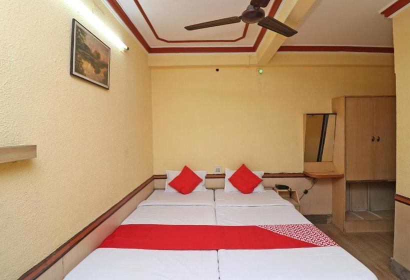 Oyo 28177 Hotel Amrita