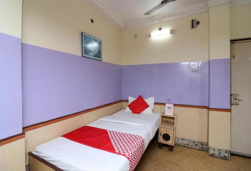 Oyo 28177 Hotel Amrita