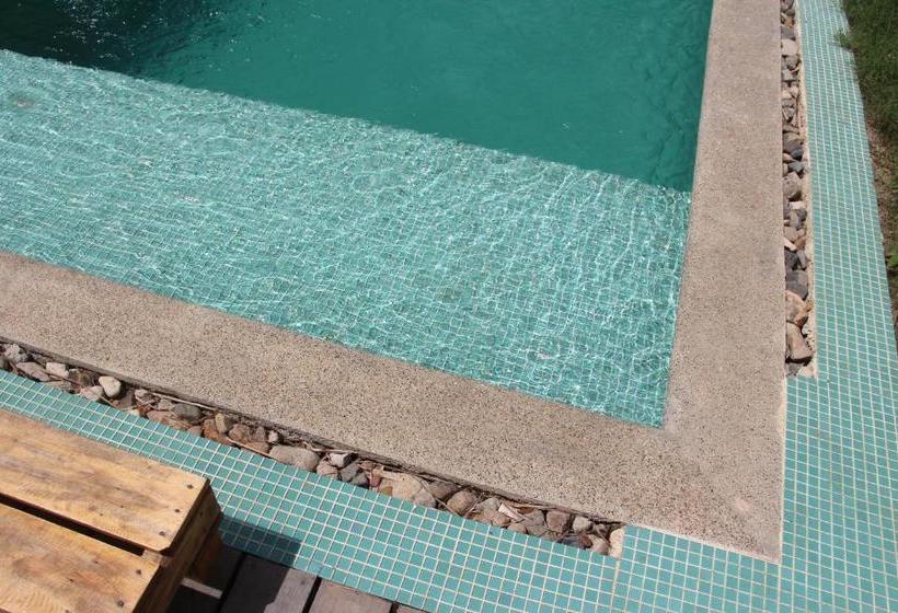 پانسیون Casa Kashiikaii