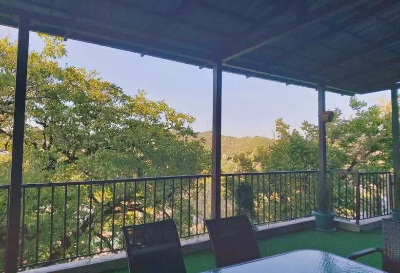 پانسیون Guest House Royal Comfort With Terrace
