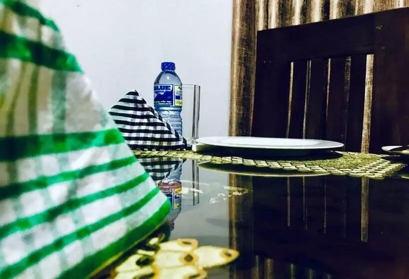 پانسیون Loversleap Bungalow