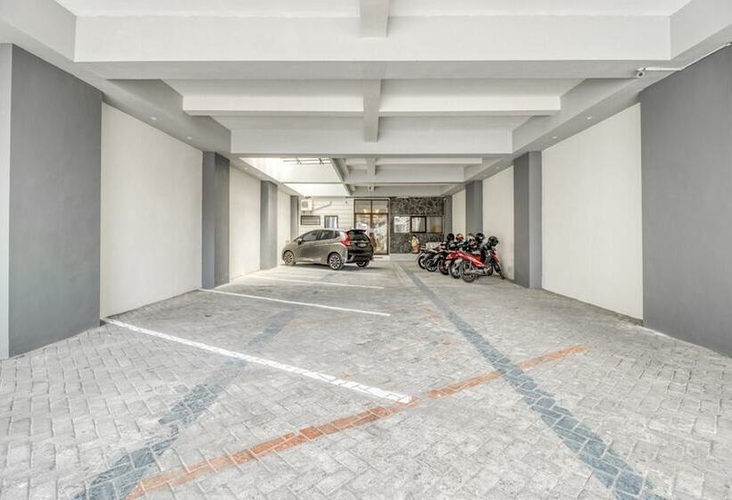 פנסיון Reddoorz Near Affandi Gejayan 2