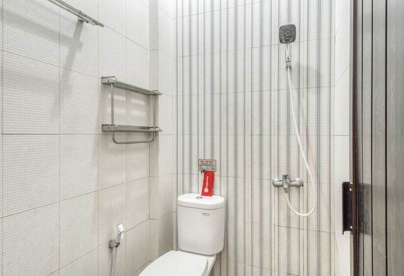 פנסיון Reddoorz Near Affandi Gejayan 2