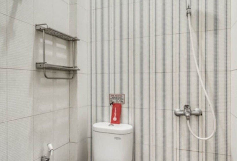 פנסיון Reddoorz Near Affandi Gejayan 2