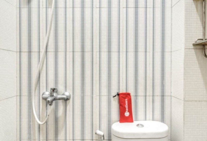 פנסיון Reddoorz Near Affandi Gejayan 2