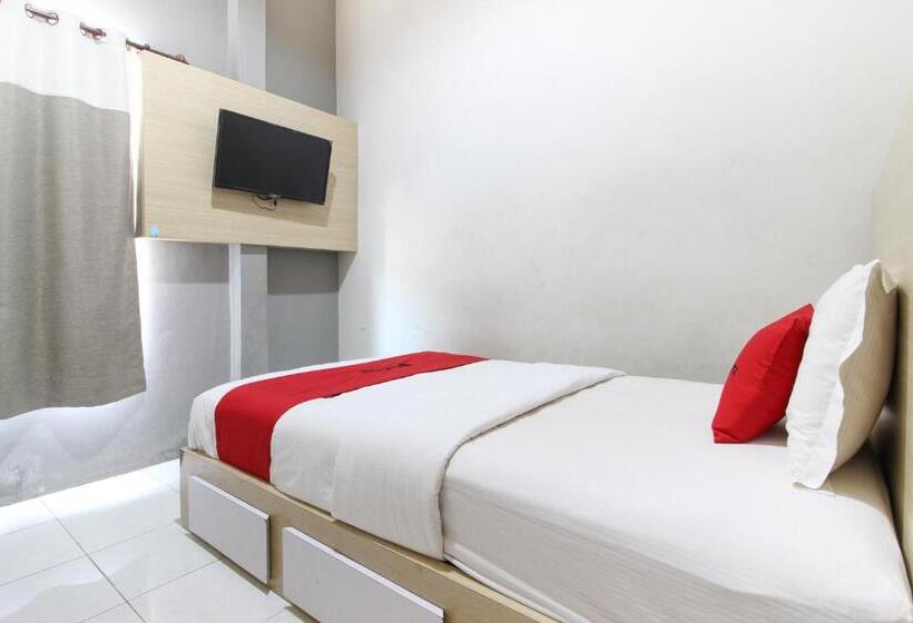 פנסיון Reddoorz Plus Near Upn Jogjakarta 2