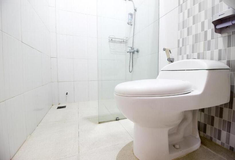 פנסיון Reddoorz Plus Near Upn Jogjakarta 2