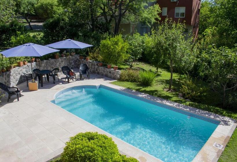 Hostel El Viejo Algarrobo Hosteria Serrana