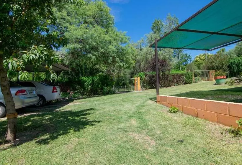 هاستل El Viejo Algarrobo   Hosteria Serrana