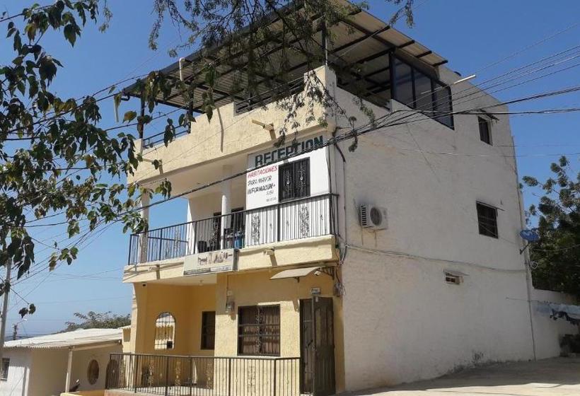 הוסטל Hostal Casa Yhoanny