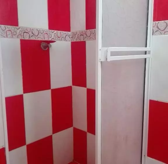 ユースホステル Hostal Casa Yhoanny