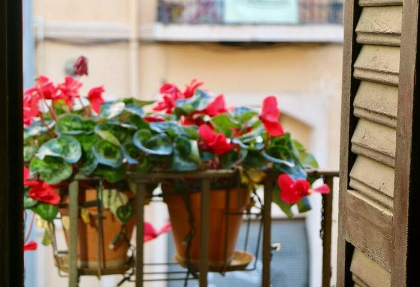 Bed and Breakfast Hostal Poblenou