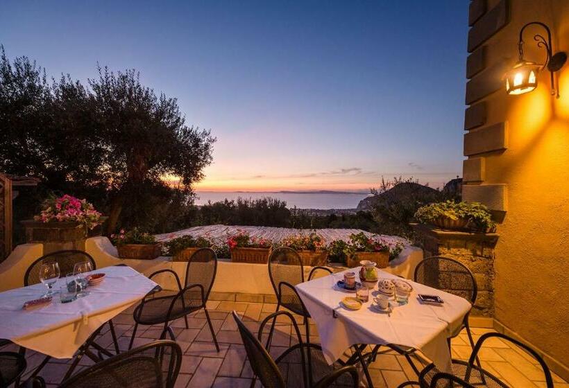 هتل Agriturismo Antico Casale Colli Di San Pietro