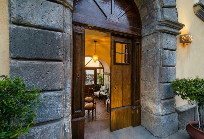 هتل Agriturismo Antico Casale Colli Di San Pietro