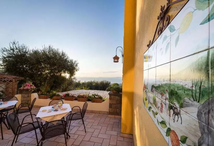 ホテル Agriturismo Antico Casale Colli Di San Pietro