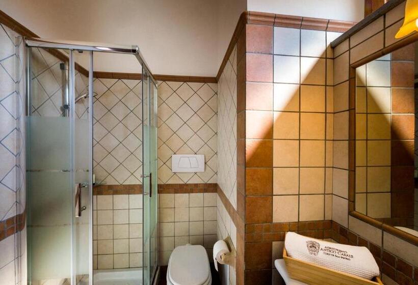 هتل Agriturismo Antico Casale Colli Di San Pietro