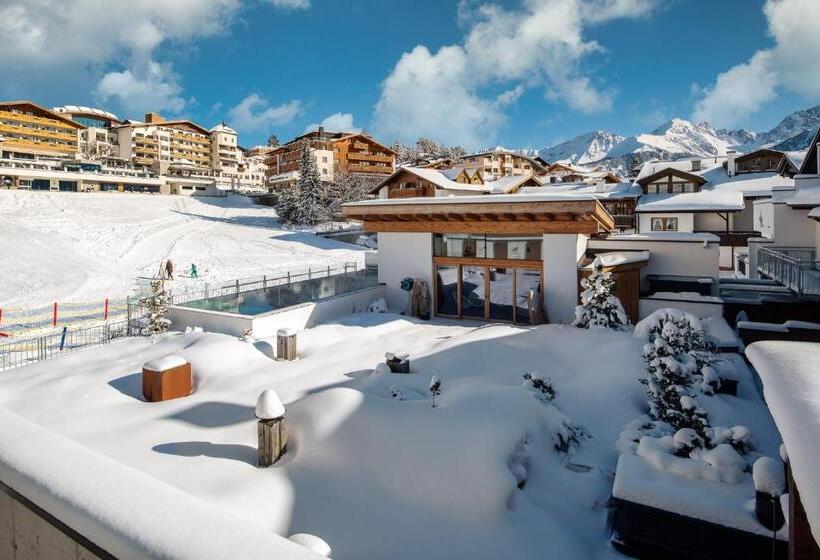 호텔 & Garni Das Köhle