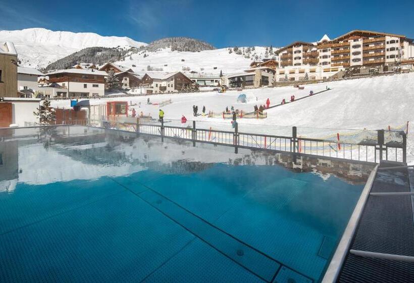 호텔 & Garni Das Köhle