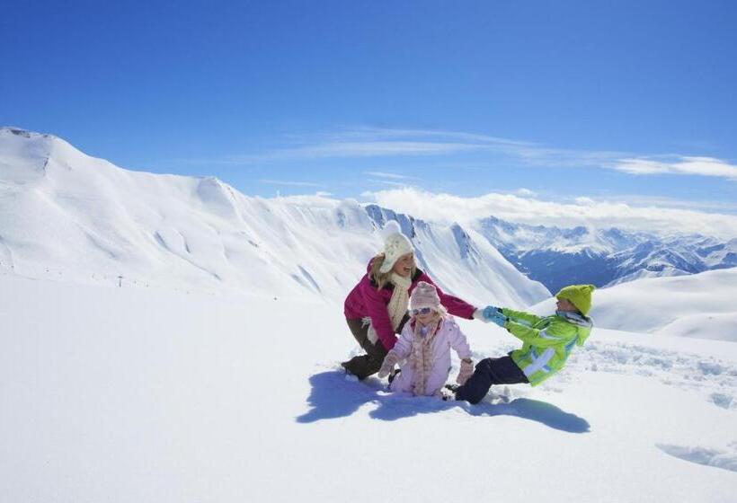 호텔 & Garni Das Köhle