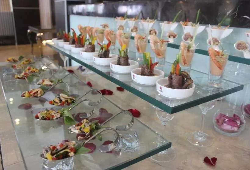 Hotelli Royale Signature