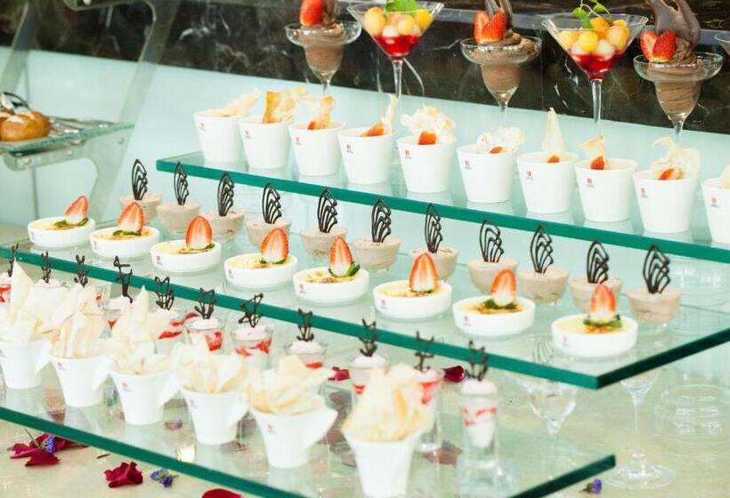 בית מלון כפרי Royale Signature