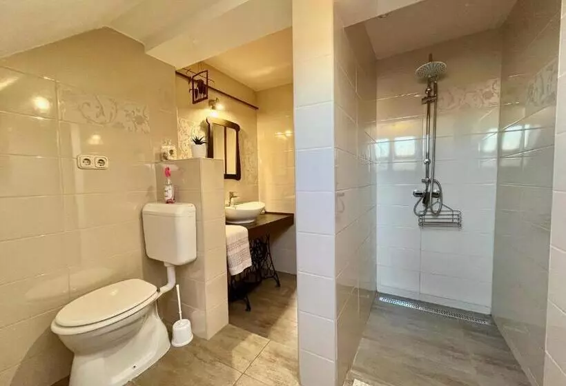 Majatalo Borbarátok Vendègház