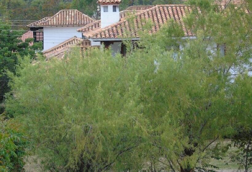 פנסיון Casa De Huéspedes Faletto