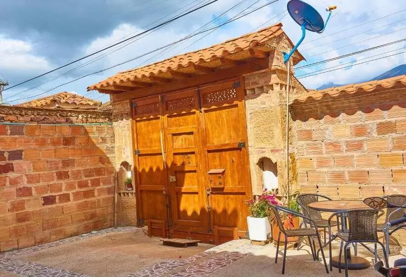 Majatalo Casa De Huéspedes Faletto