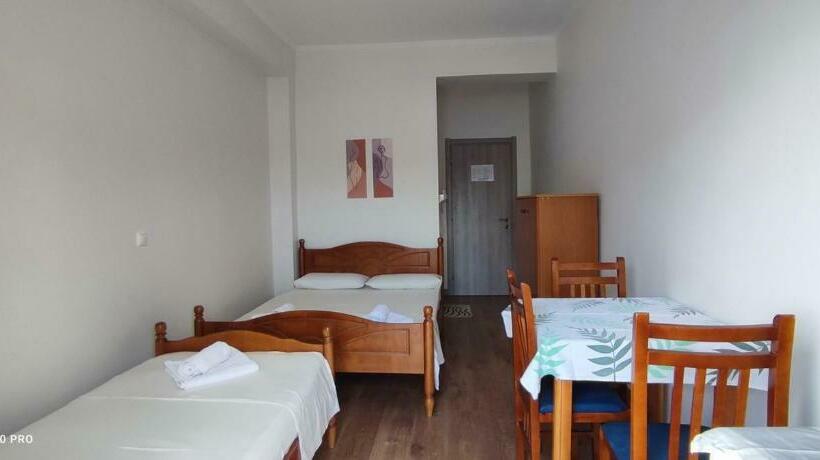 بنسيون Duka Rooms