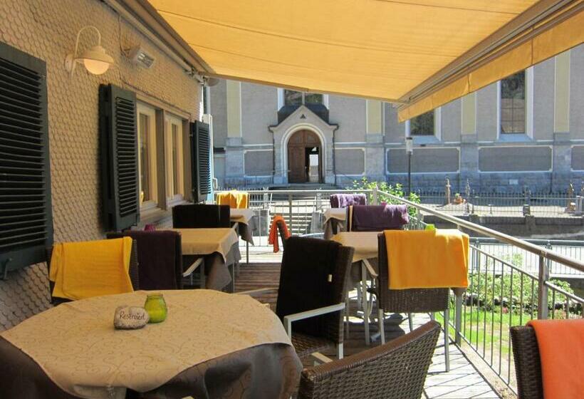 بنسيون Gasthaus Engel