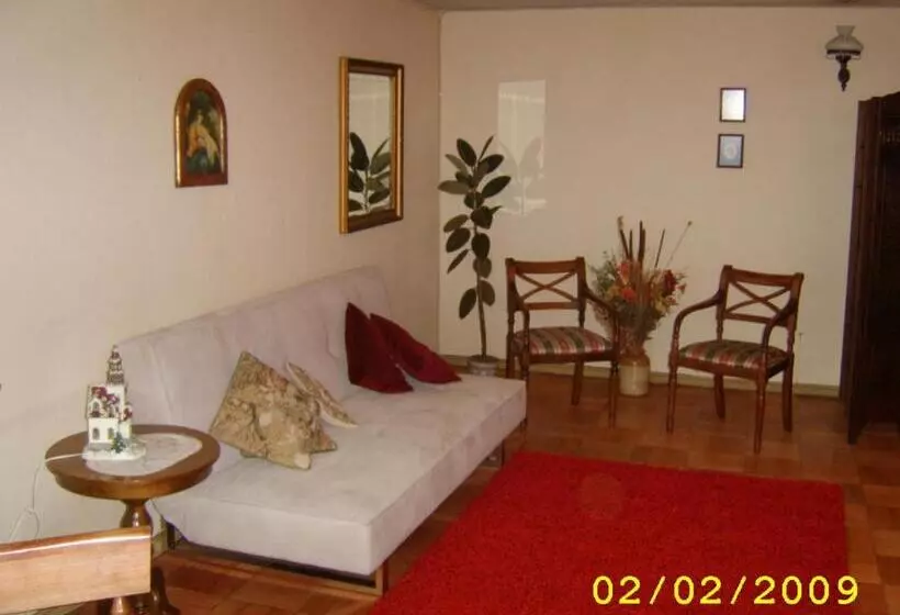 پانسیون Hostal Don Mariano