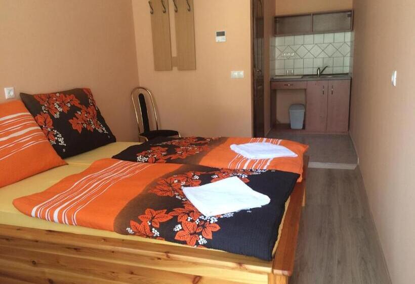 پانسیون Magdaléna Vendégház