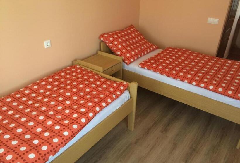 پانسیون Magdaléna Vendégház