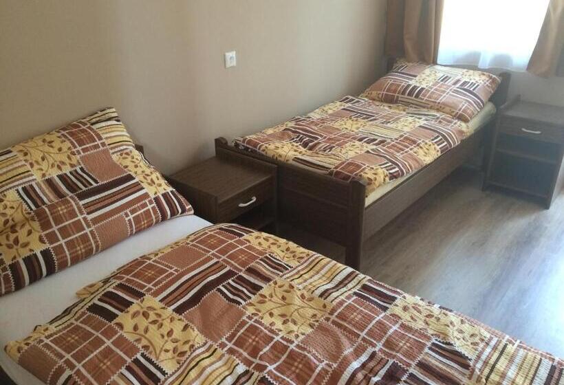 پانسیون Magdaléna Vendégház