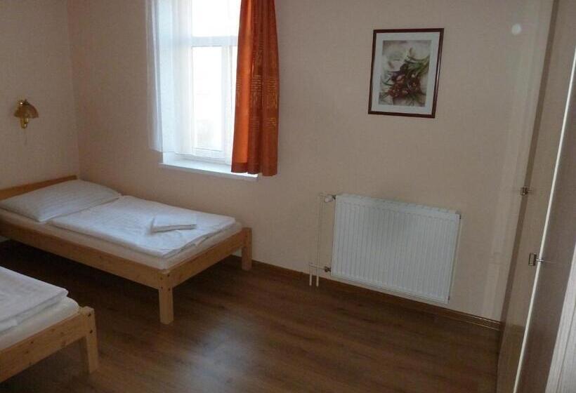 بنسيون Penzion Holiday