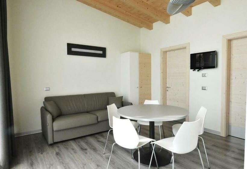 渡假胜地 Bungalows Chalets Lago Di Molveno