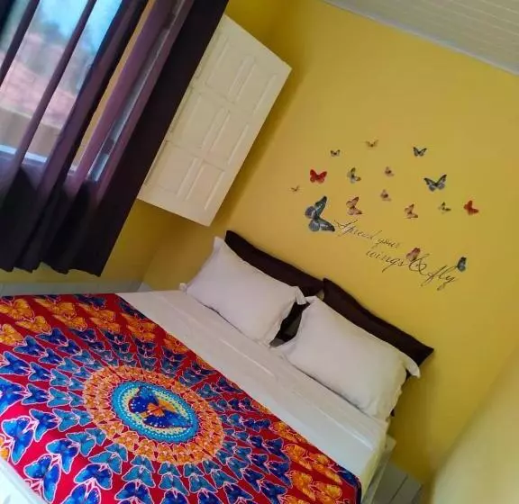 ベッドアンドブレックファースト Pousada Hibisco